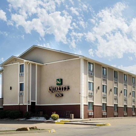 Quality Inn I-70 At Wanamaker Topeka Exterior foto