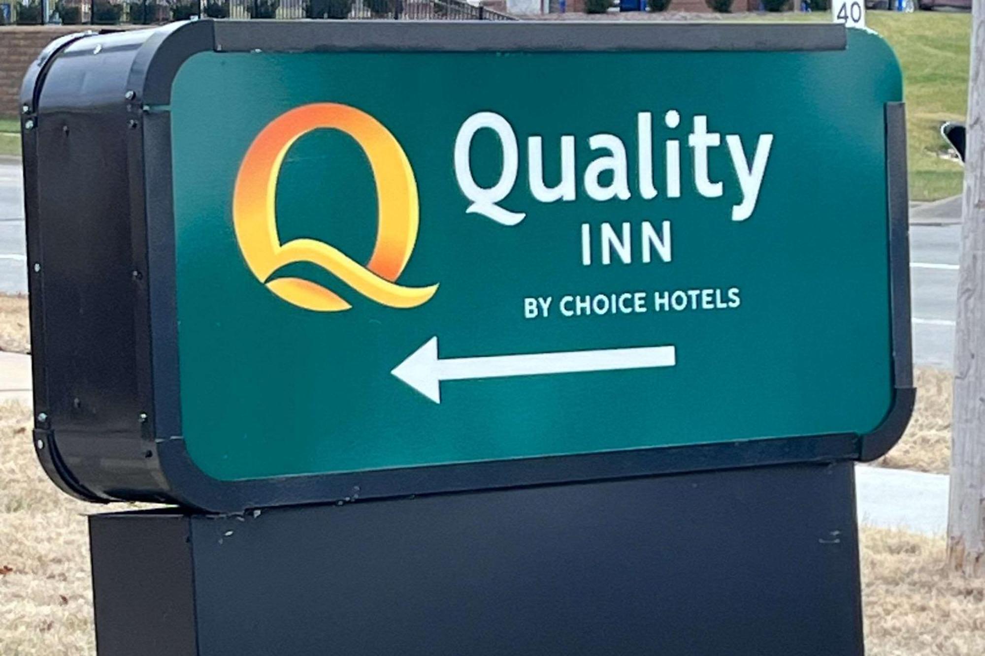 Quality Inn I-70 At Wanamaker Topeka Exterior foto
