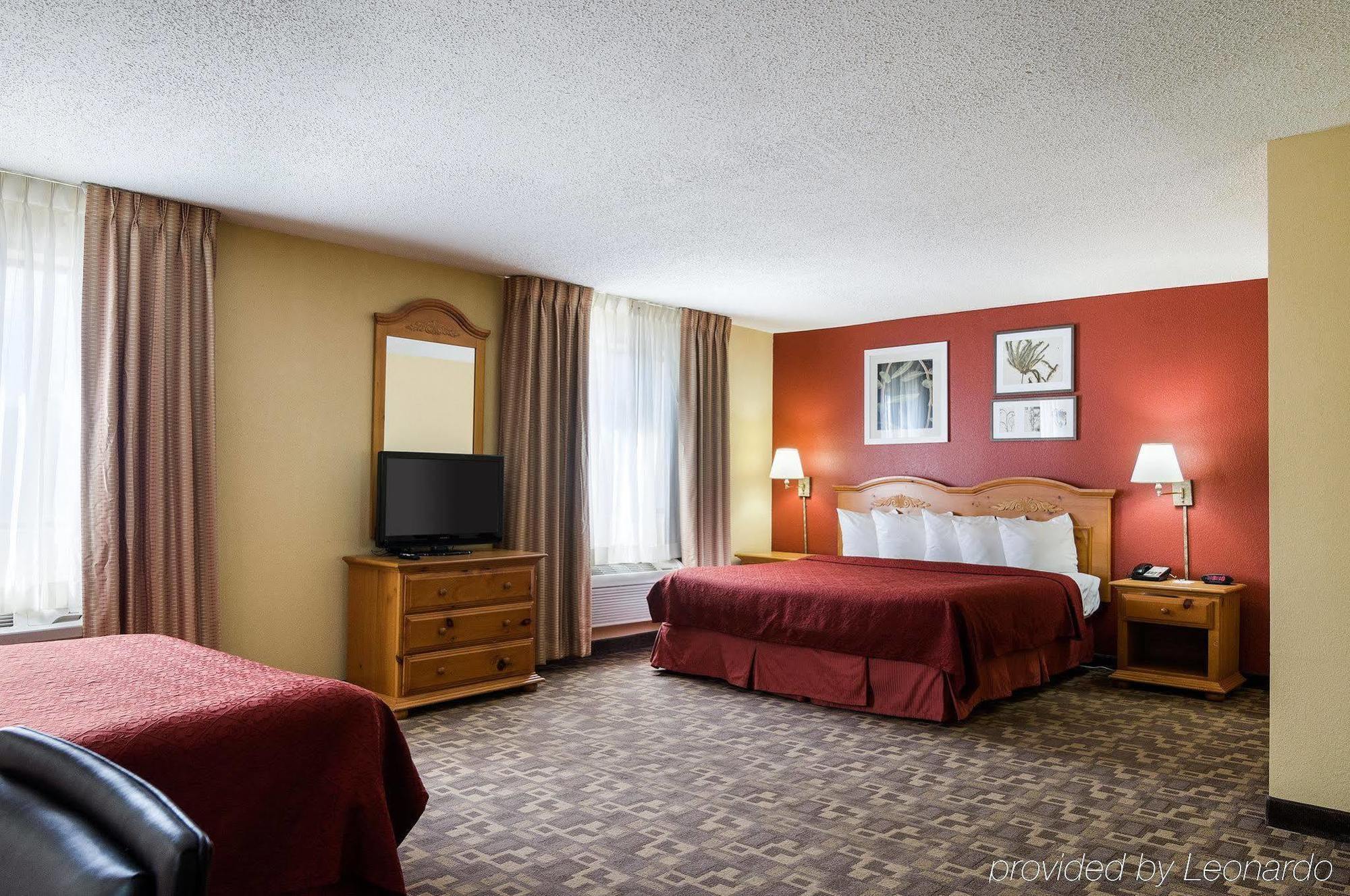Quality Inn I-70 At Wanamaker Topeka Exterior foto